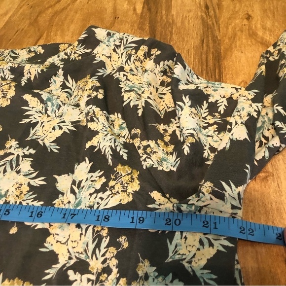 J Jill Luxe Supima 3/4 Sleeve Tunic Womens Large Black Blue-Green Floral Stretch - Picture 6 of 7